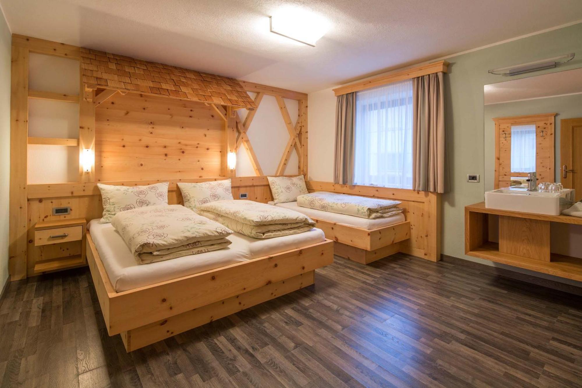Alpin Apartments Calfosch Chambre photo